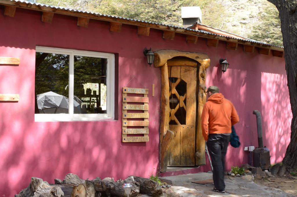 Camping Rio De Las Vueltas エル・チャルテン エクステリア 写真