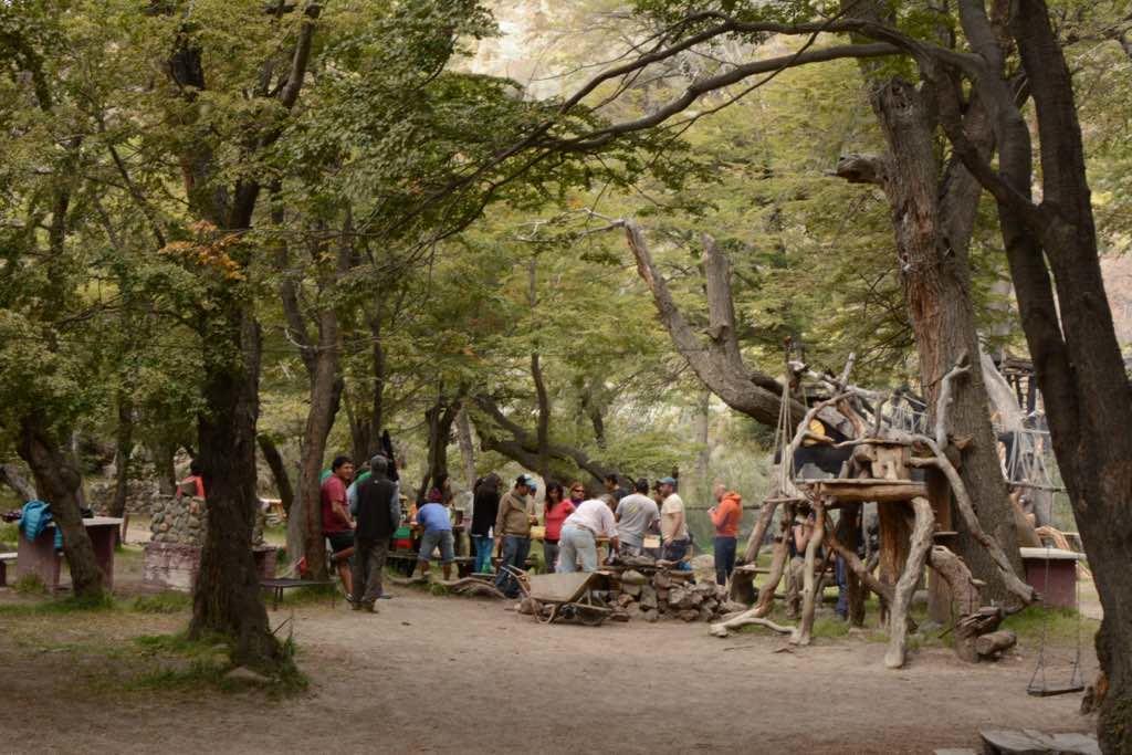 Camping Rio De Las Vueltas エル・チャルテン エクステリア 写真